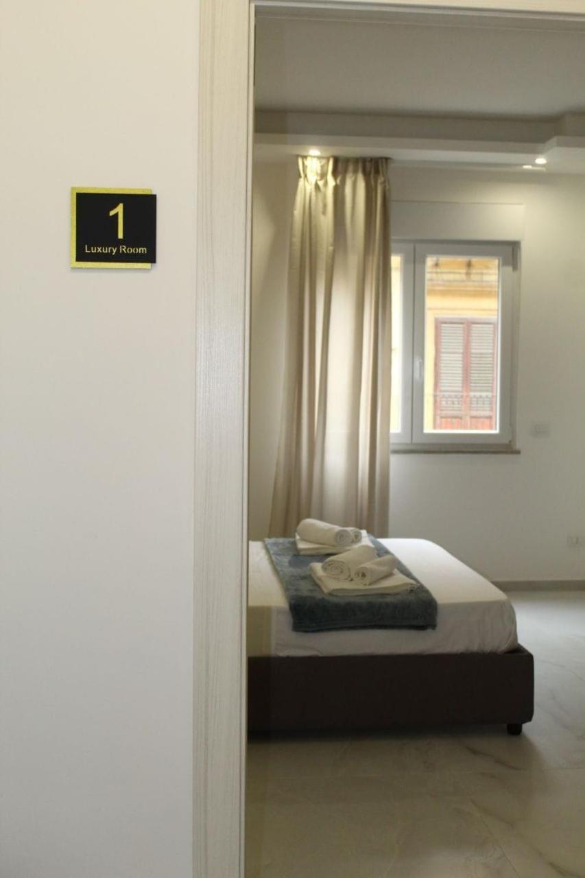 Diamante Luxury Rooms Палермо Екстериор снимка